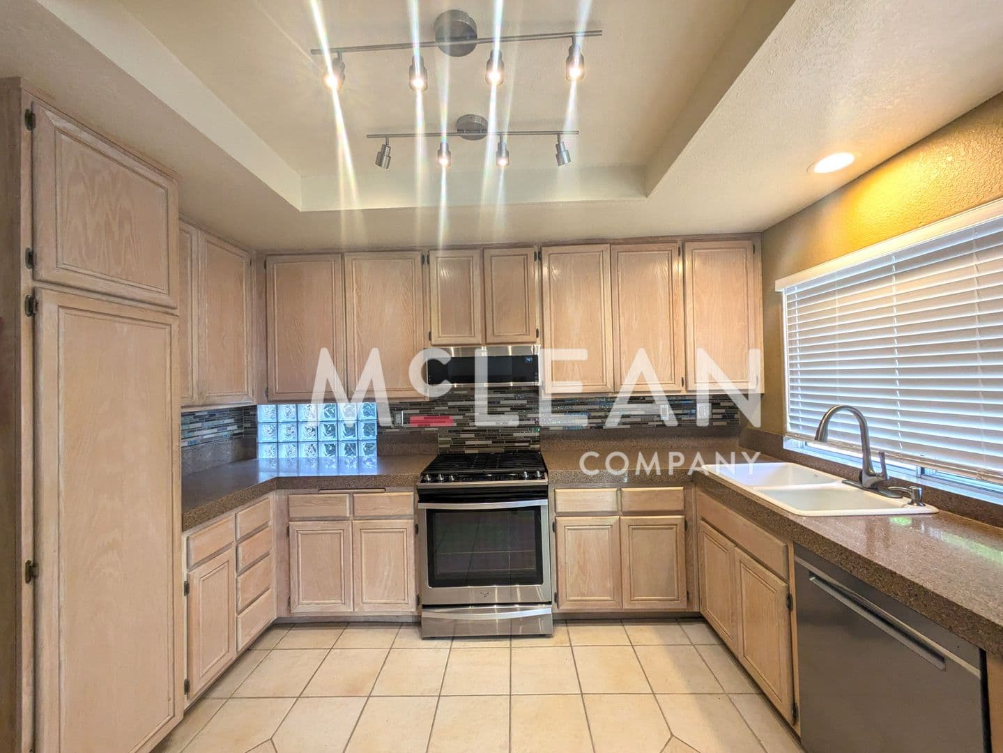 La Quinta House: 44245 Villeta Drive