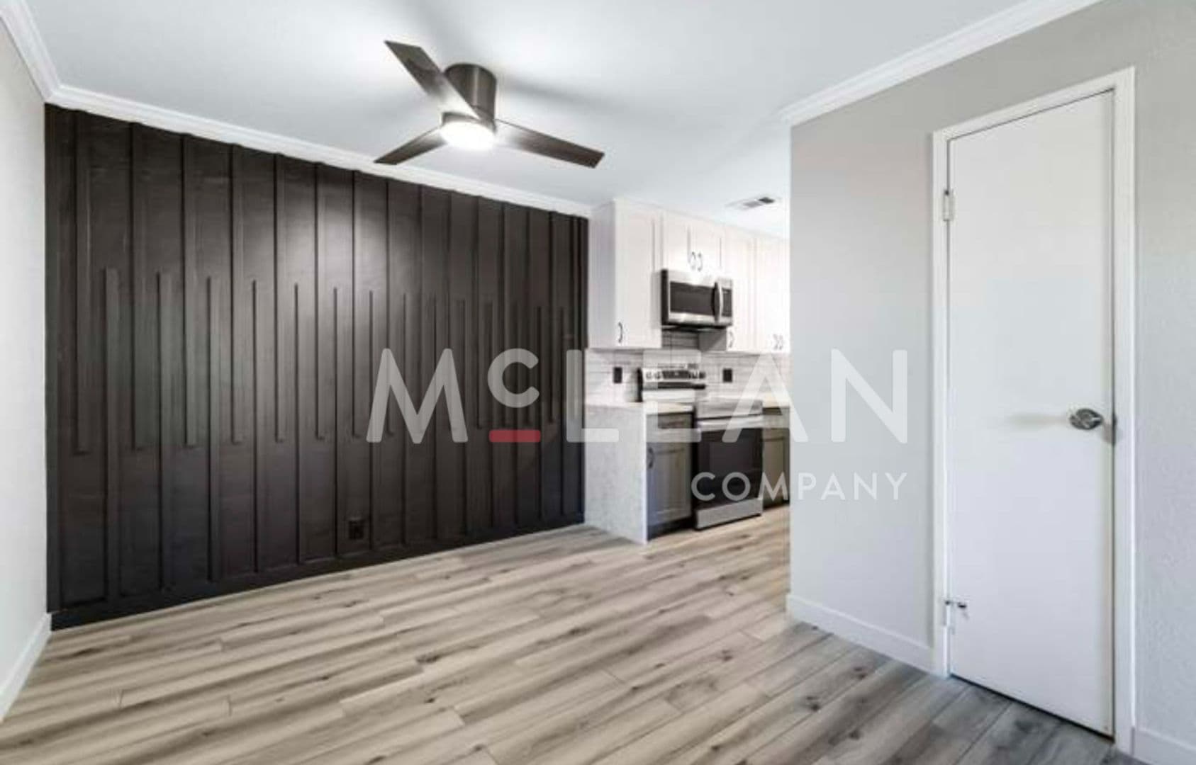 Palm Springs Condo: 2809 N Los Felices Cir East, G212