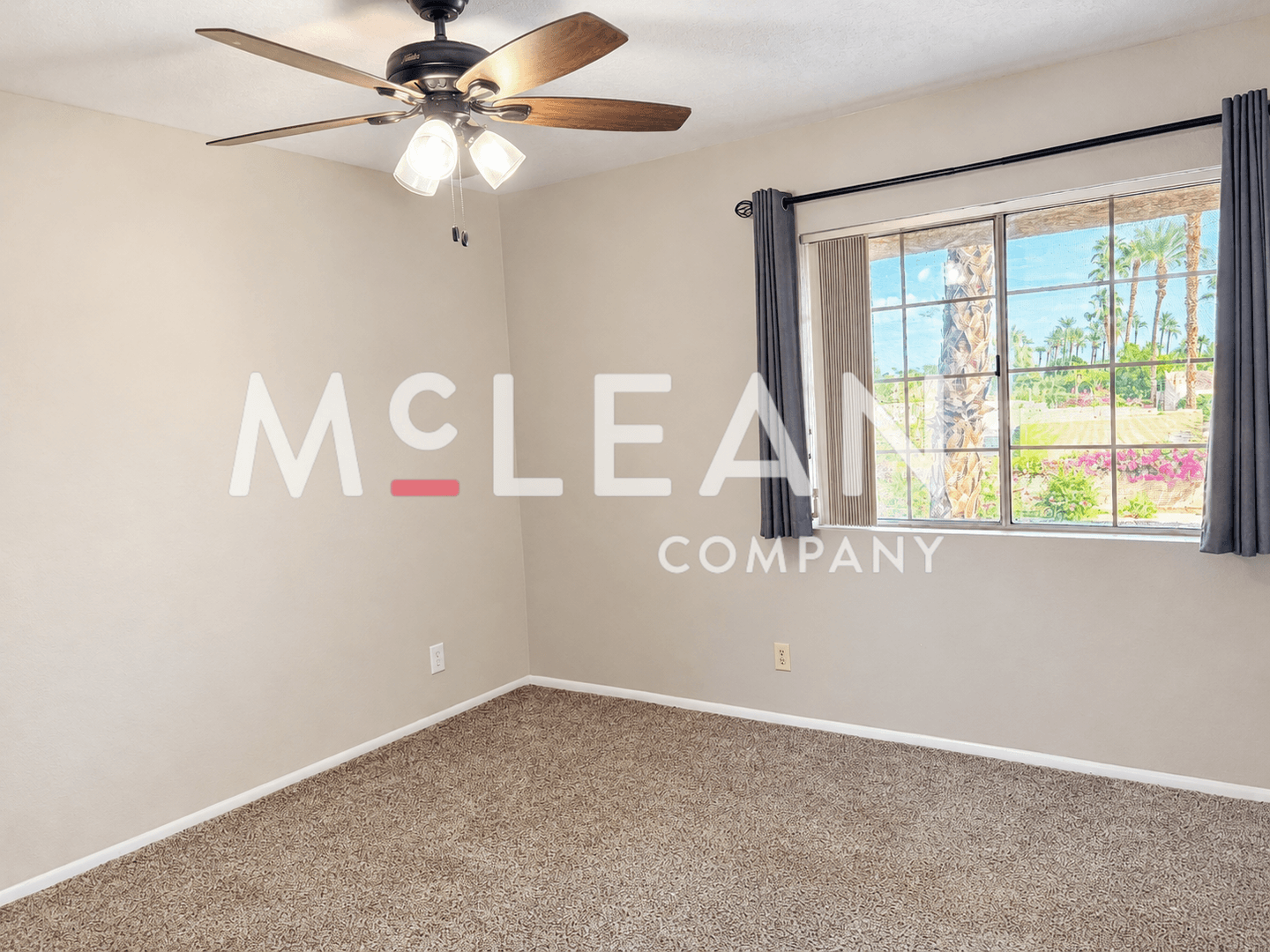 Palm Springs Condo: 2700 Lawrence Crossley Rd