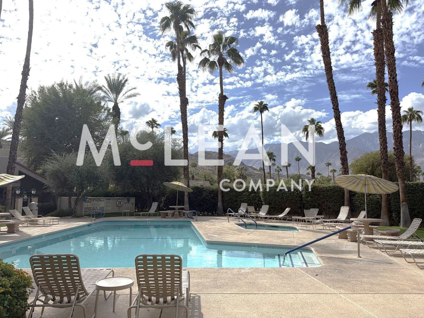 Palm Springs Condo: 2700 Lawrence Crossley Rd