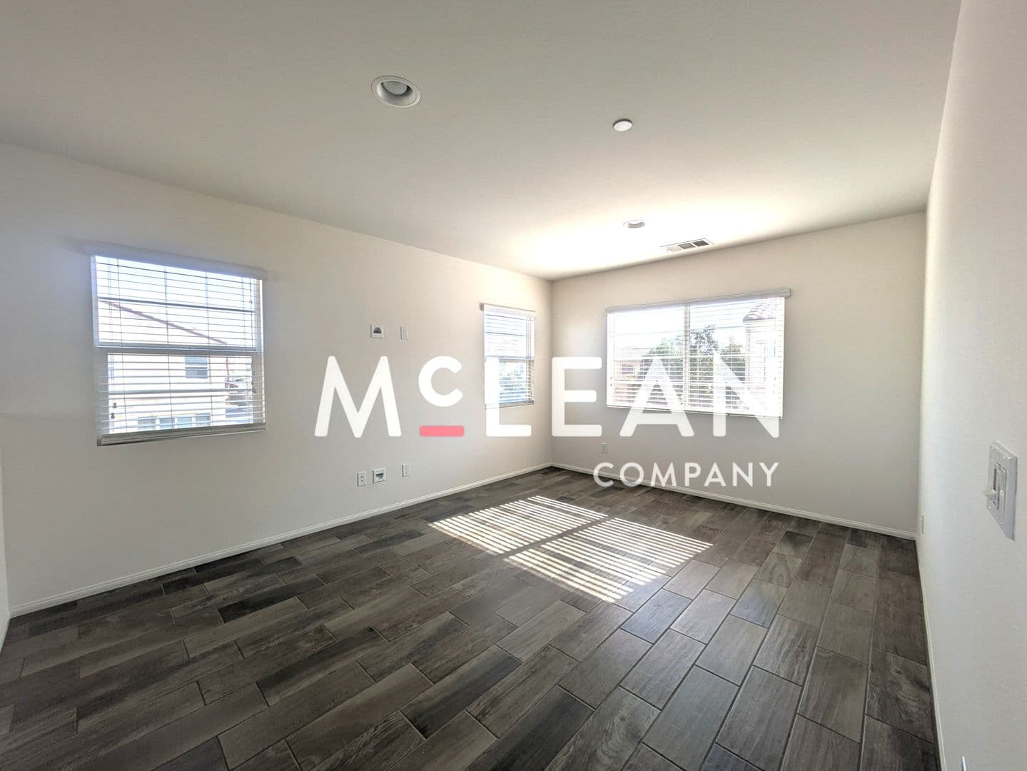 Palm Desert House: 301 Paseo Gusto