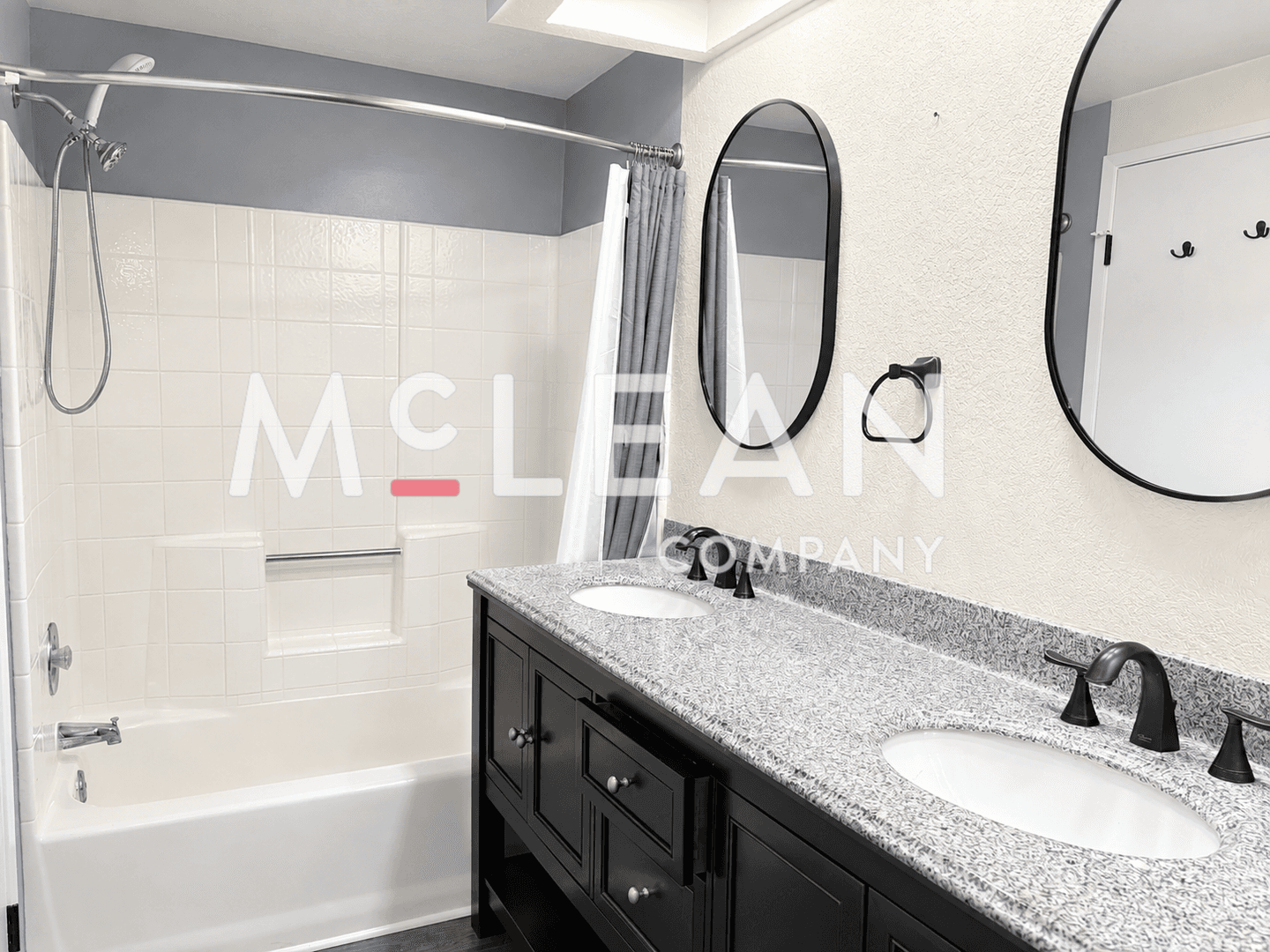 Palm Springs Condo: 2700 Lawrence Crossley Rd