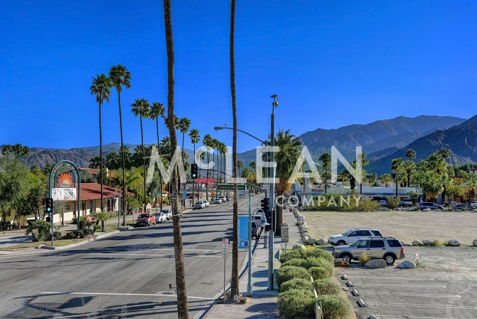 Palm Springs Apartment: 641 North Palm Canyon Drive