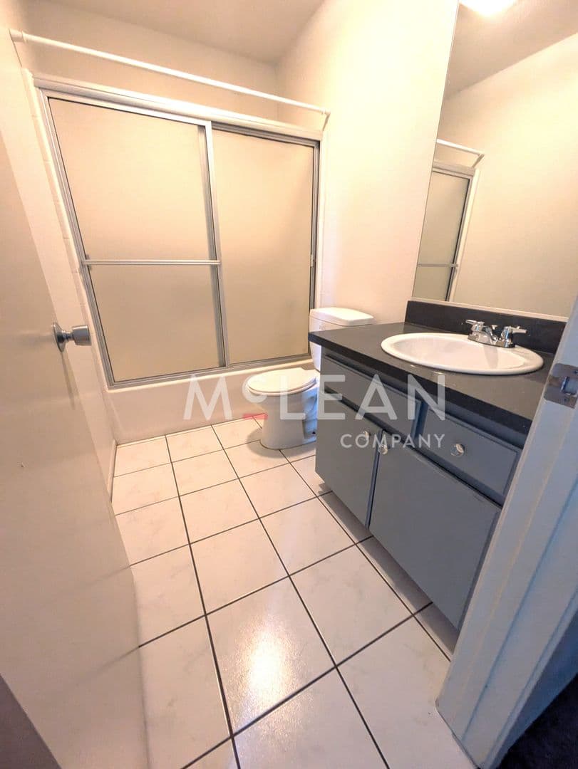 Cathedral City House: 31200 Landau Blvd