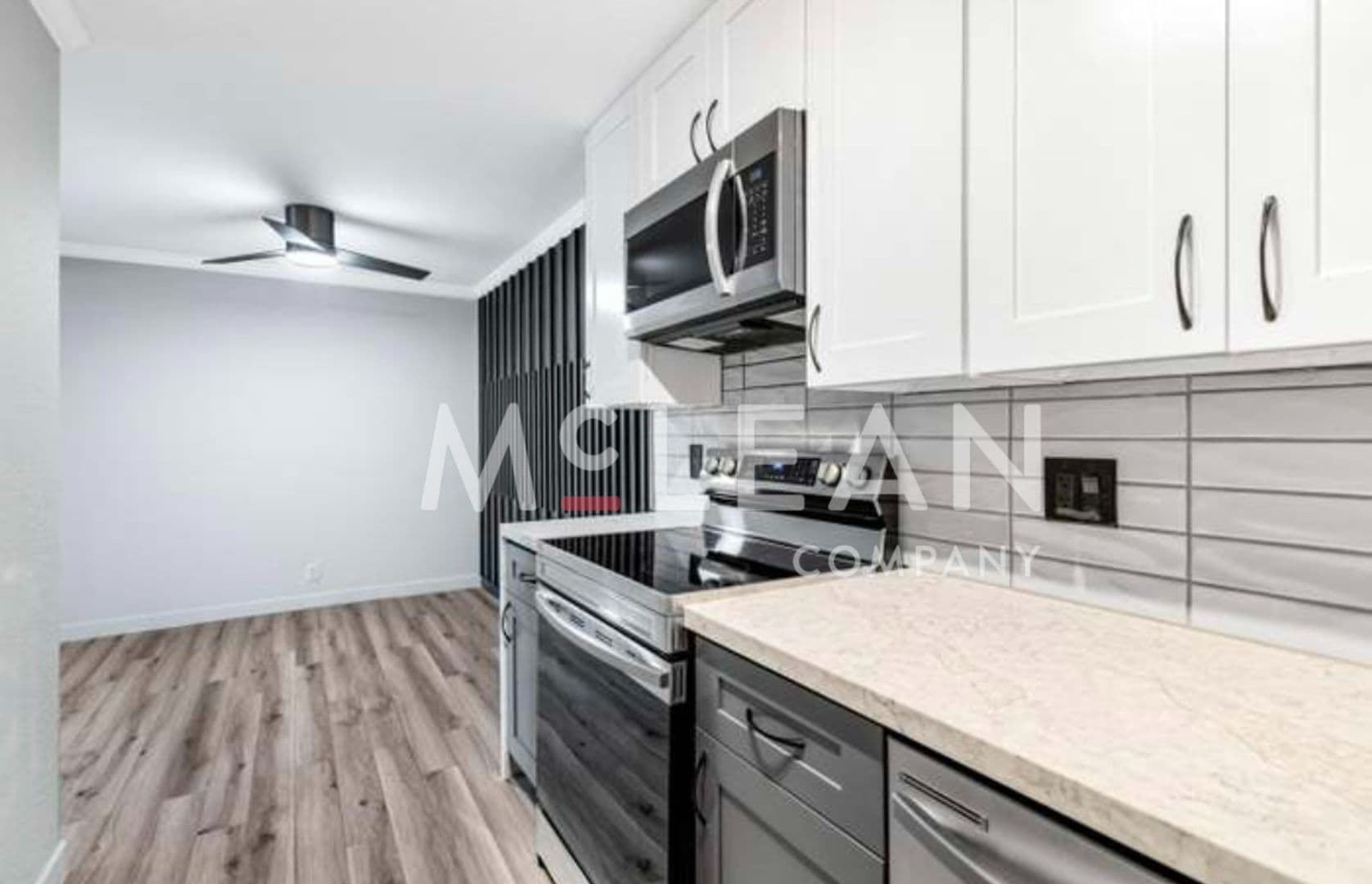 Palm Springs Condo: 2809 N Los Felices Cir East, G212