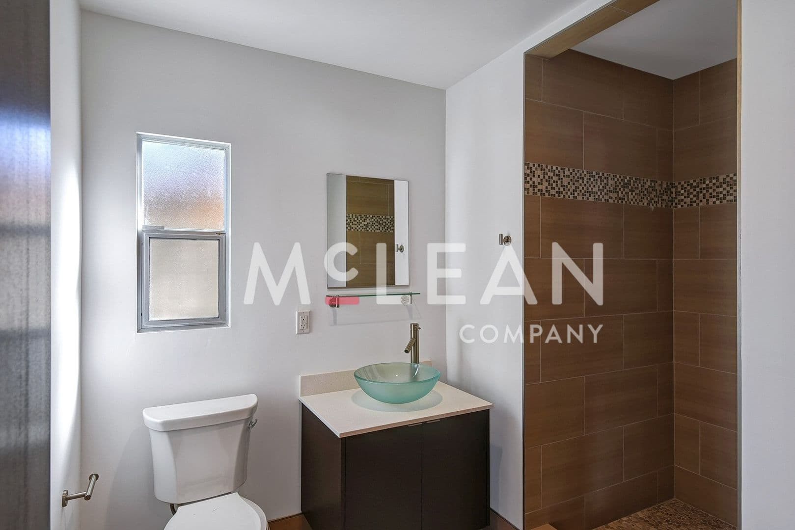 Palm Springs Apartment: 641 North Palm Canyon Drive