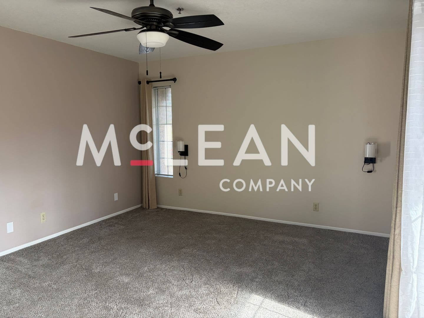 Palm Springs Condo: 2700 Lawrence Crossley Rd