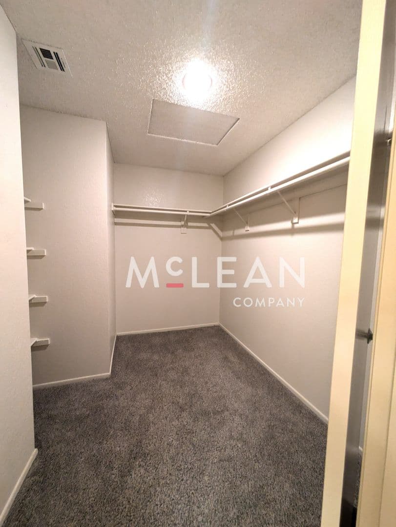Cathedral City House: 31200 Landau Blvd