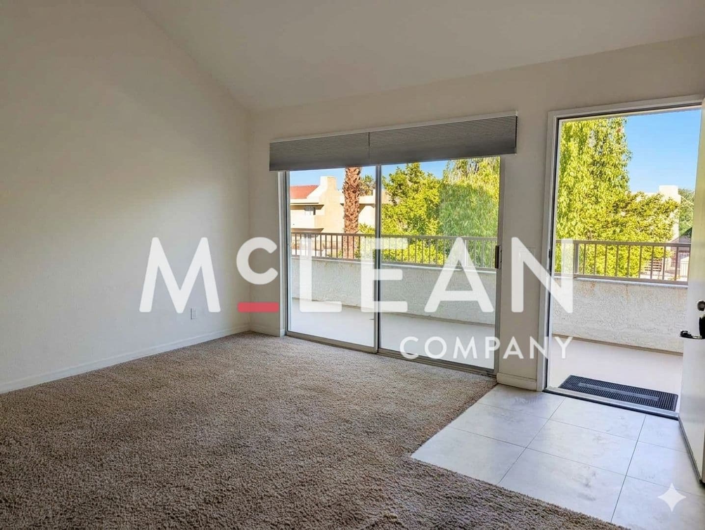 Cathedal City House: 32505 Candlewood Drive