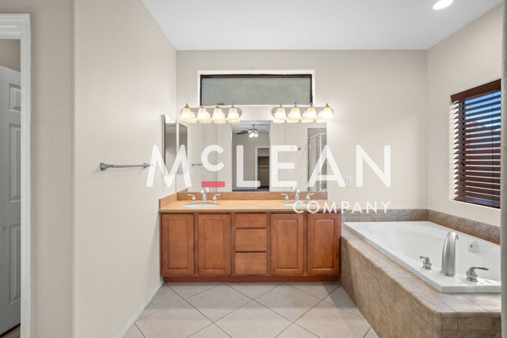 Cathedral City House: 30596 Sierra Place