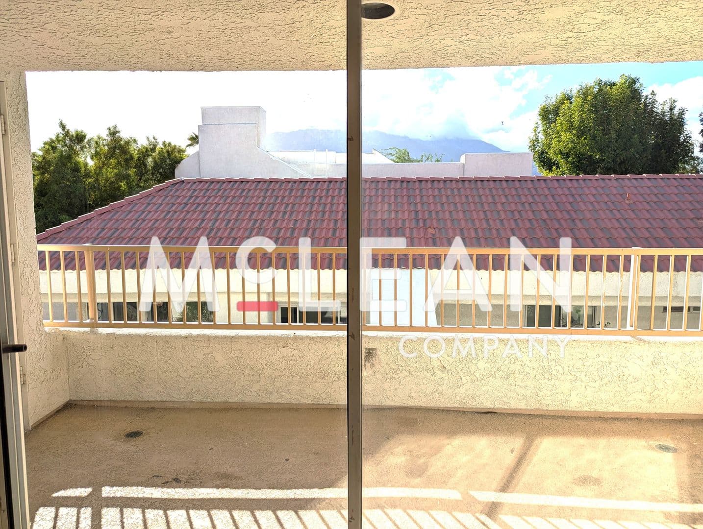Cathedal City House: 32505 Candlewood Drive