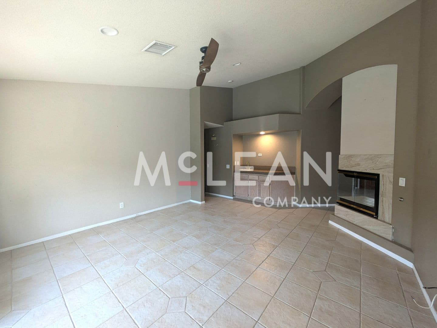 La Quinta House: 44245 Villeta Drive