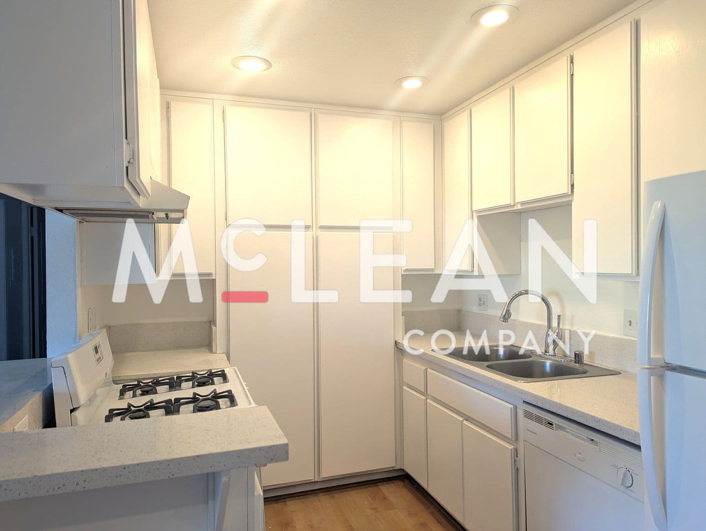 Cathedral City House: 31200 Landau Blvd