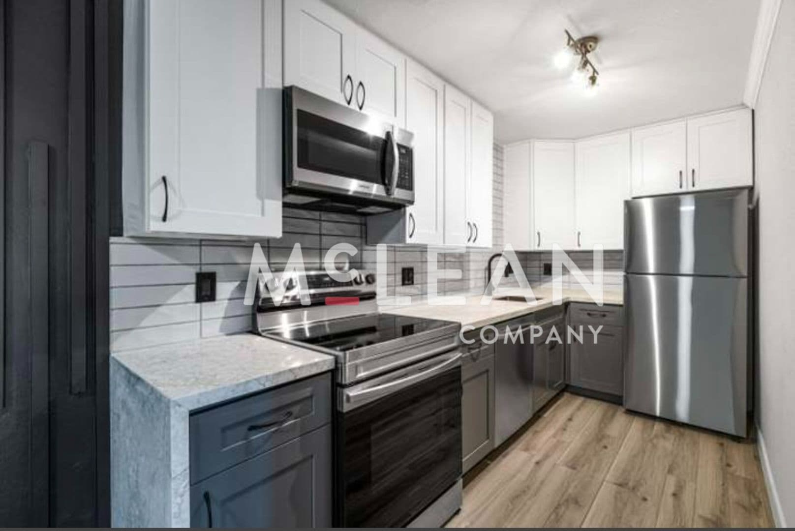 Palm Springs Condo: 2809 N Los Felices Cir East, G212
