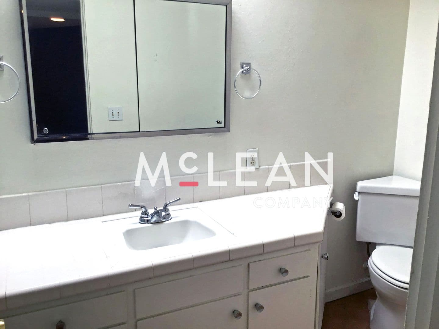 Palm Springs Apartment: 630 S Grenfall Road #11