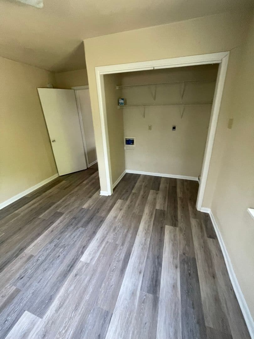 Copperas Cove House: 901 S 19th St