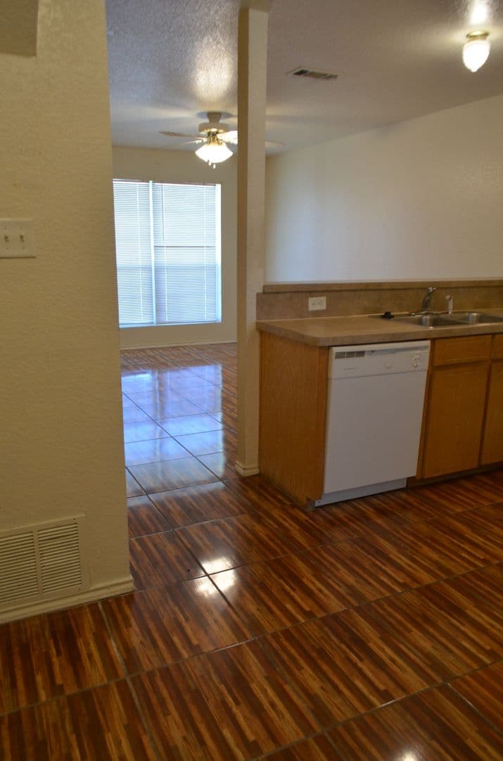 Killeen Apartment: 4307 Mattie Dr