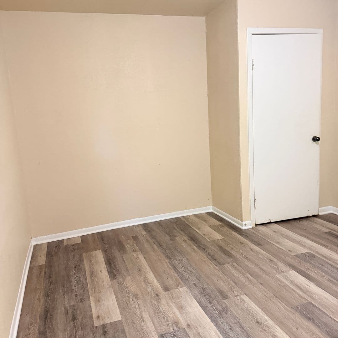 Copperas Cove House: 901 S 19th St