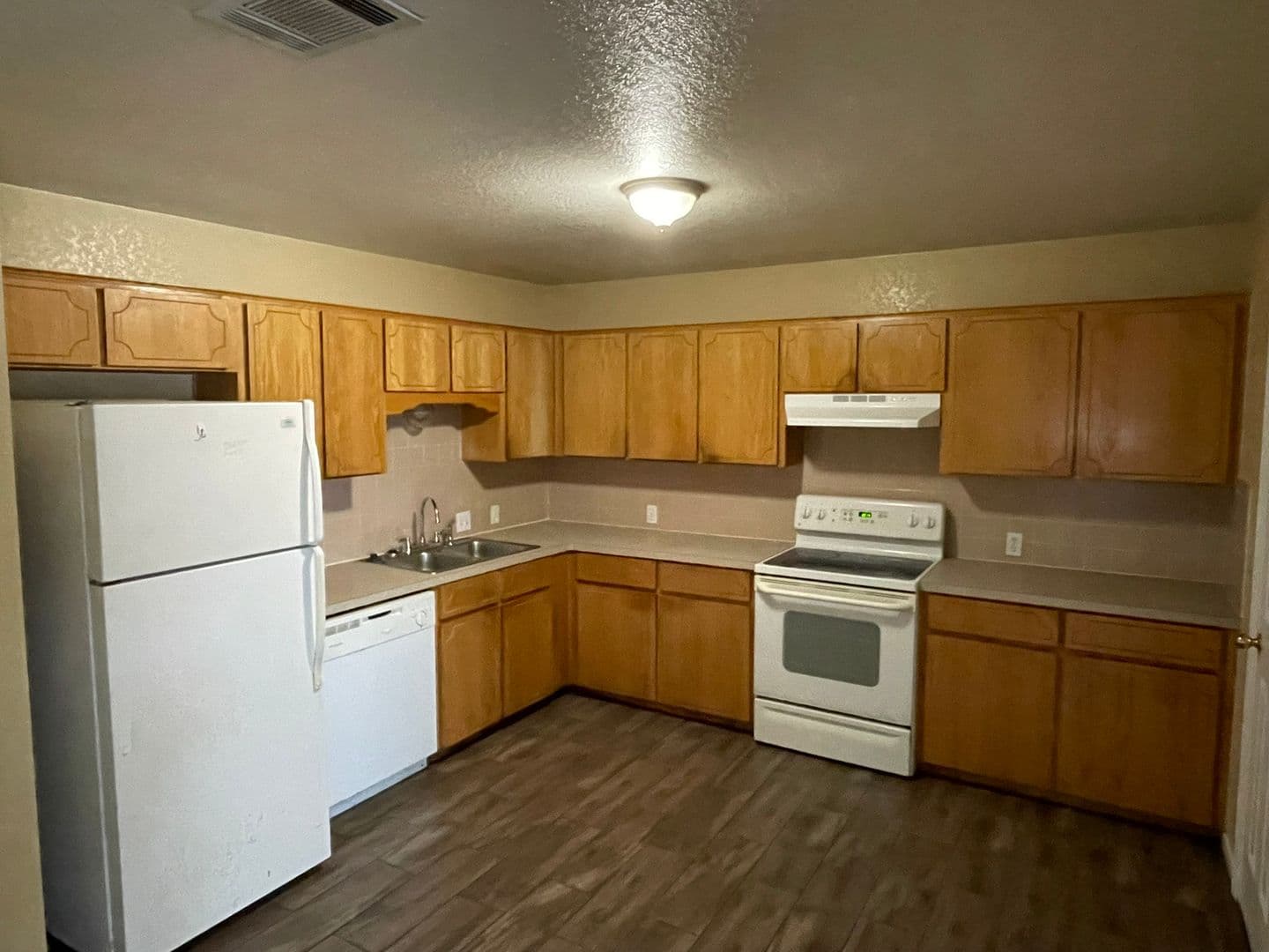 Harker Heights Apartment: 1524 Shoshoni Tr