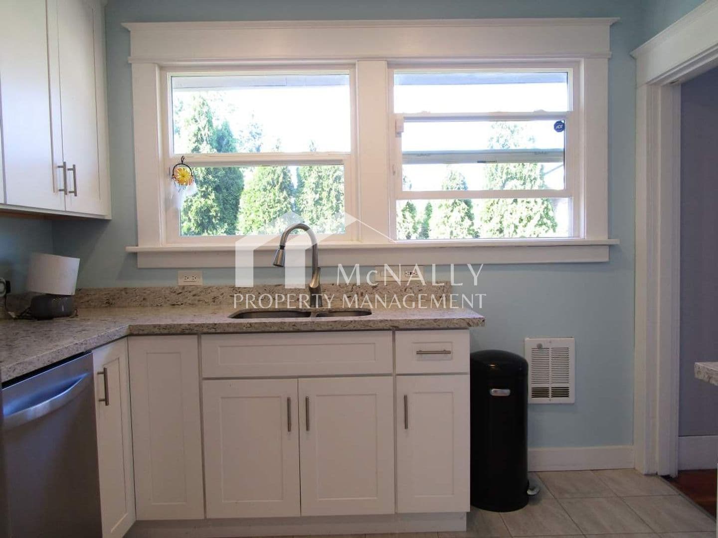 Tacoma House: 1814 N Proctor