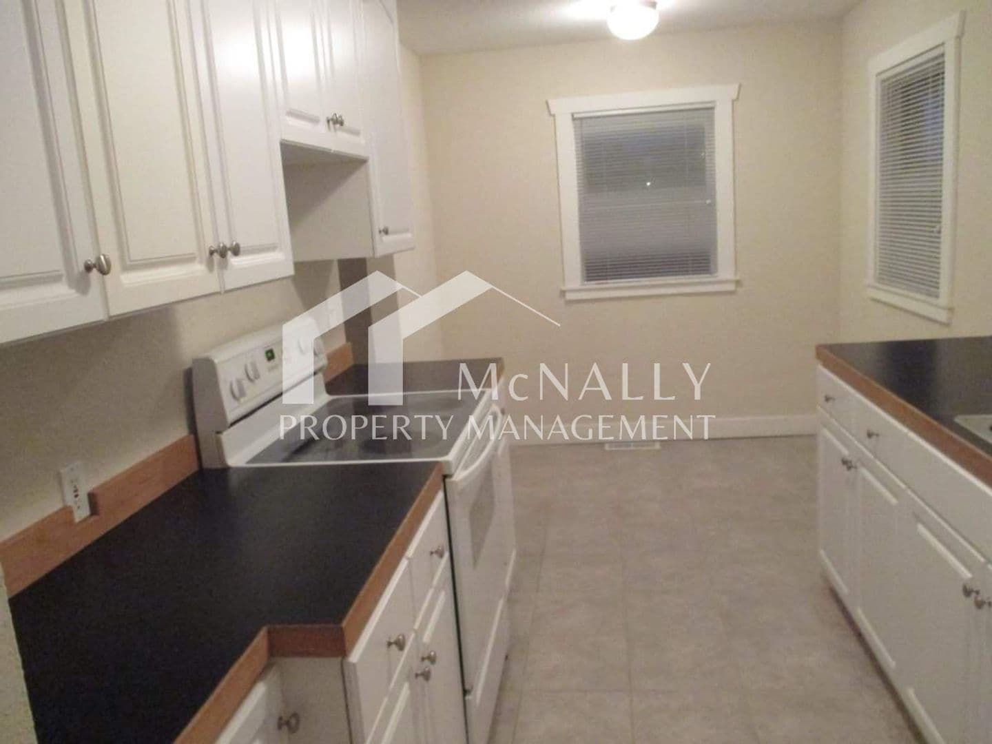 Tacoma Apartment: 614 So. I St