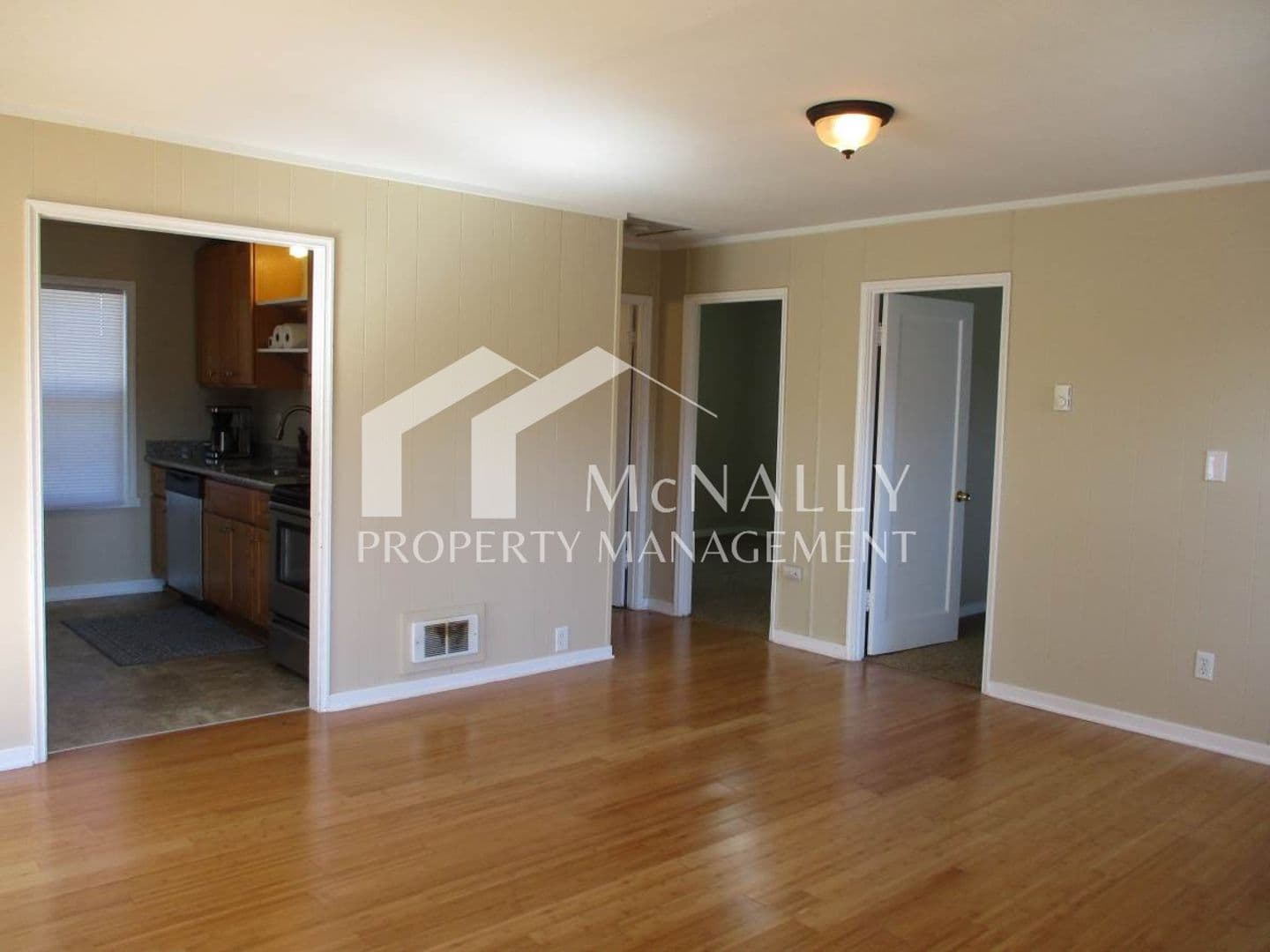 Gig Harbor House: 3309 Tarabochia St
