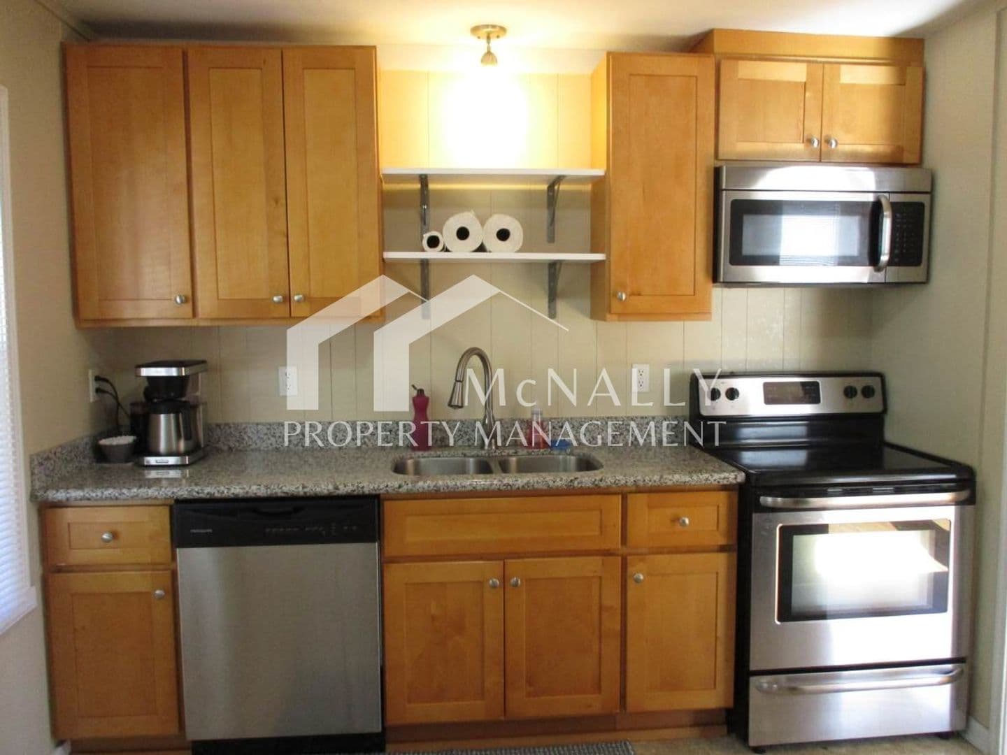 Gig Harbor House: 3309 Tarabochia St