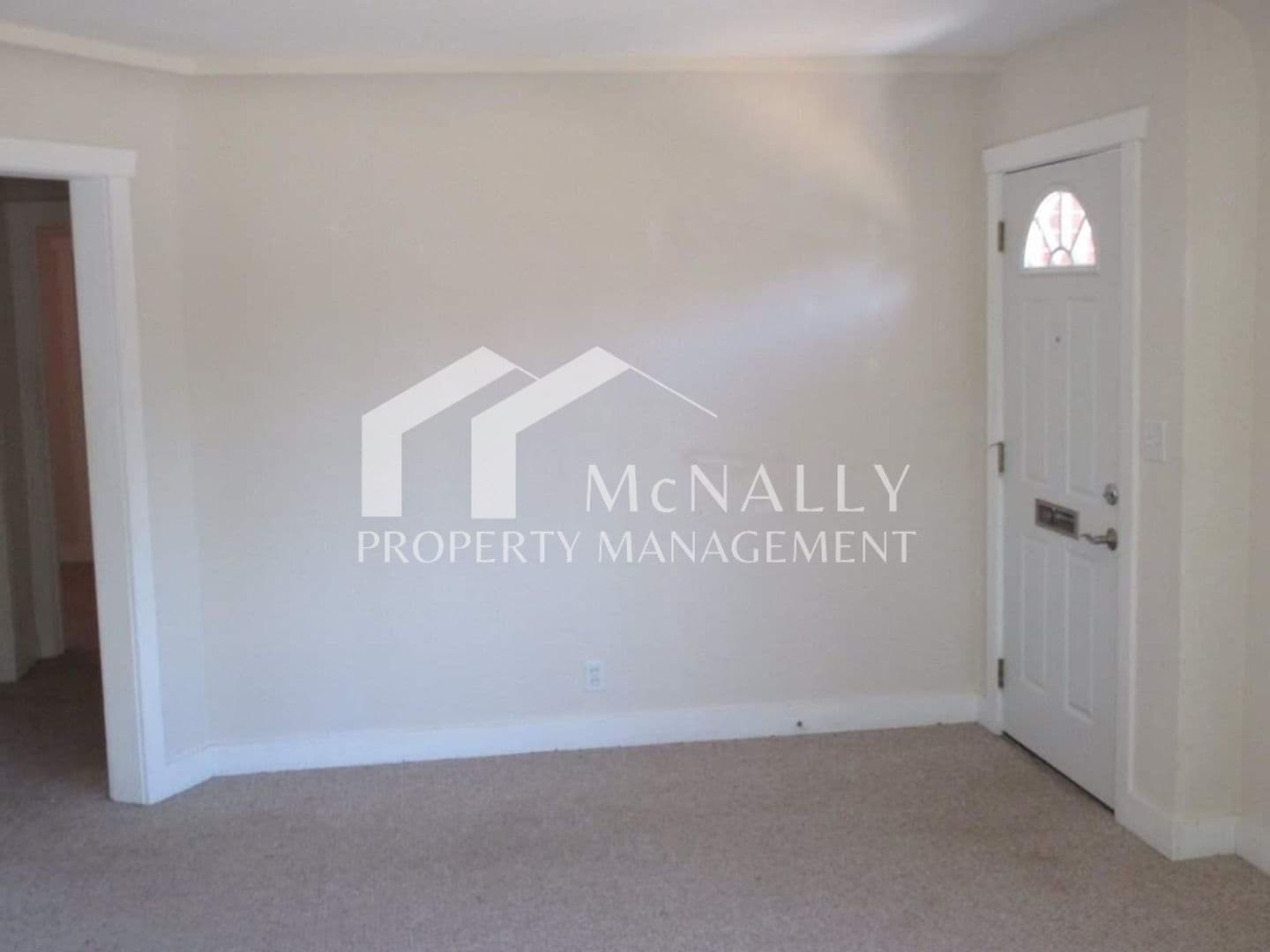 Tacoma Apartment: 614 So. I St