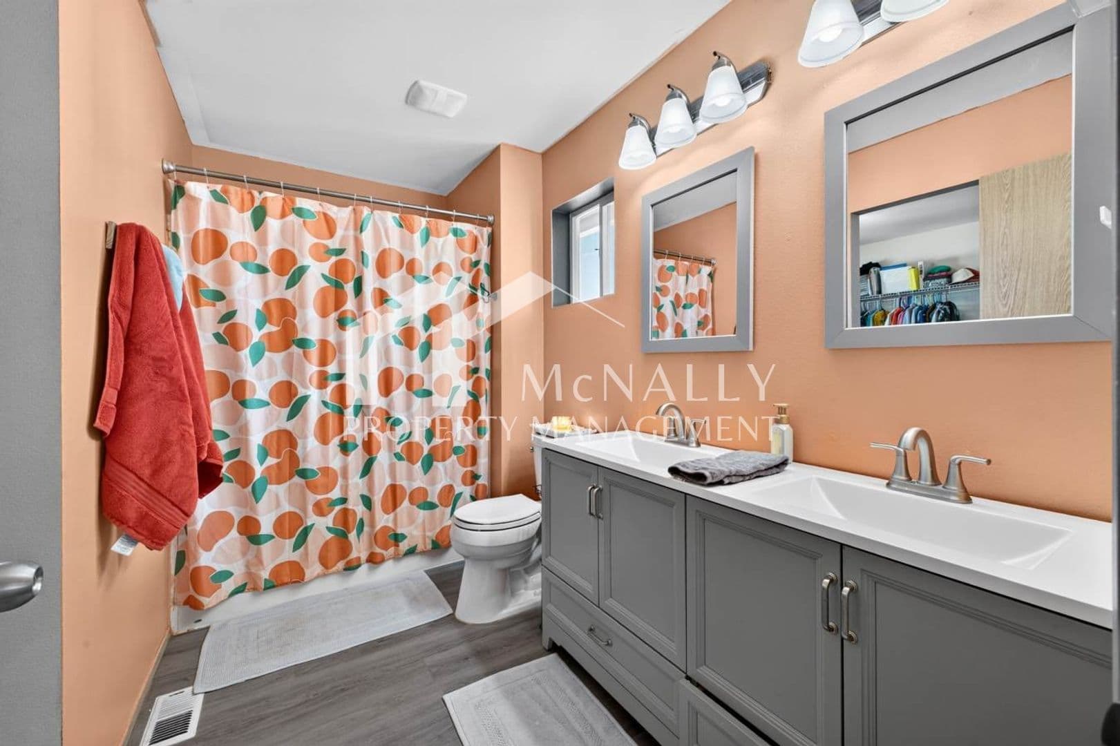 Port Orchard House: 2753 SW Egret St