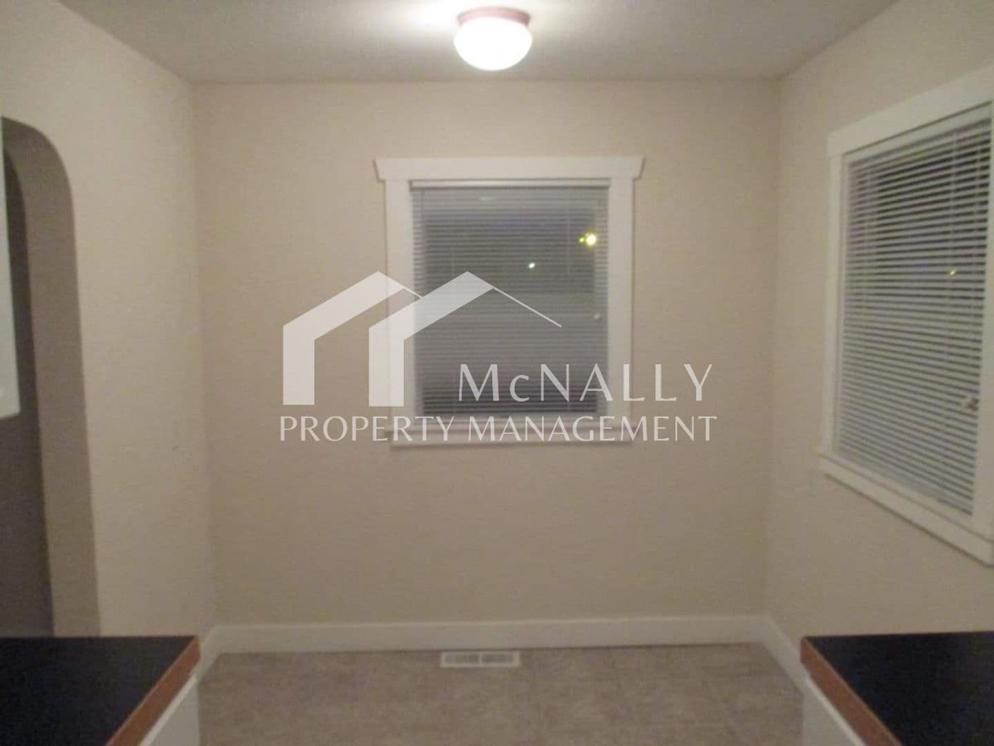 Tacoma Apartment: 614 So. I St