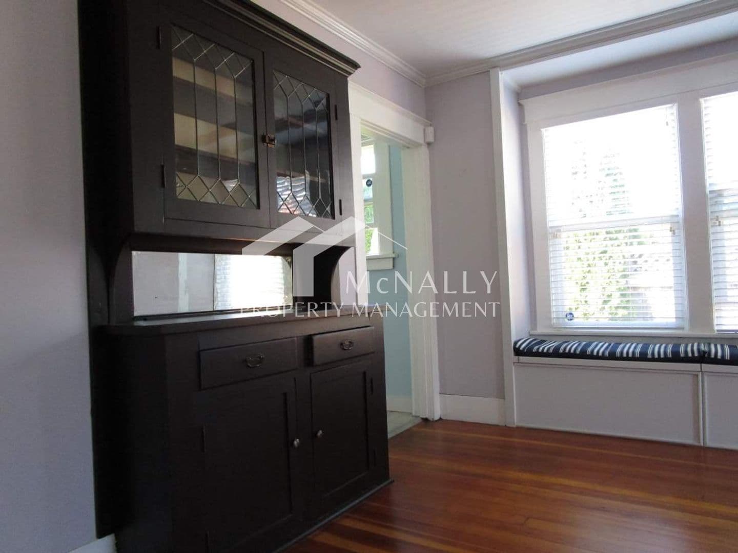 Tacoma House: 1814 N Proctor