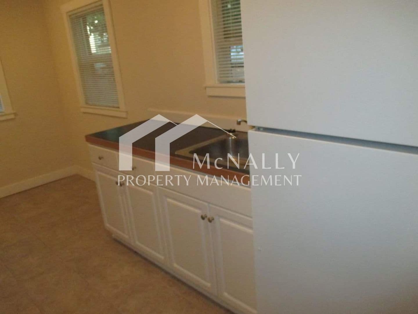 Tacoma Apartment: 614 So. I St