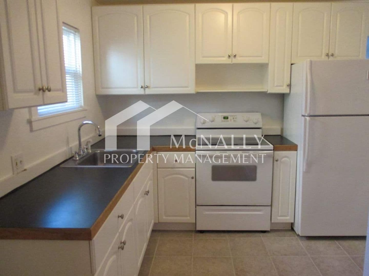 Tacoma Apartment: 614 So. I St