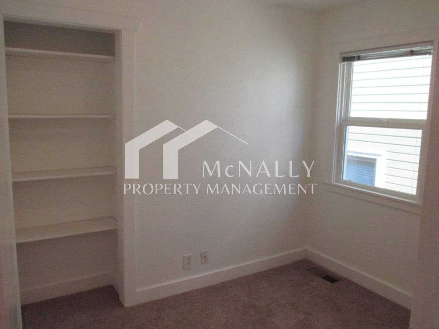 Tacoma Apartment: 614 So. I St