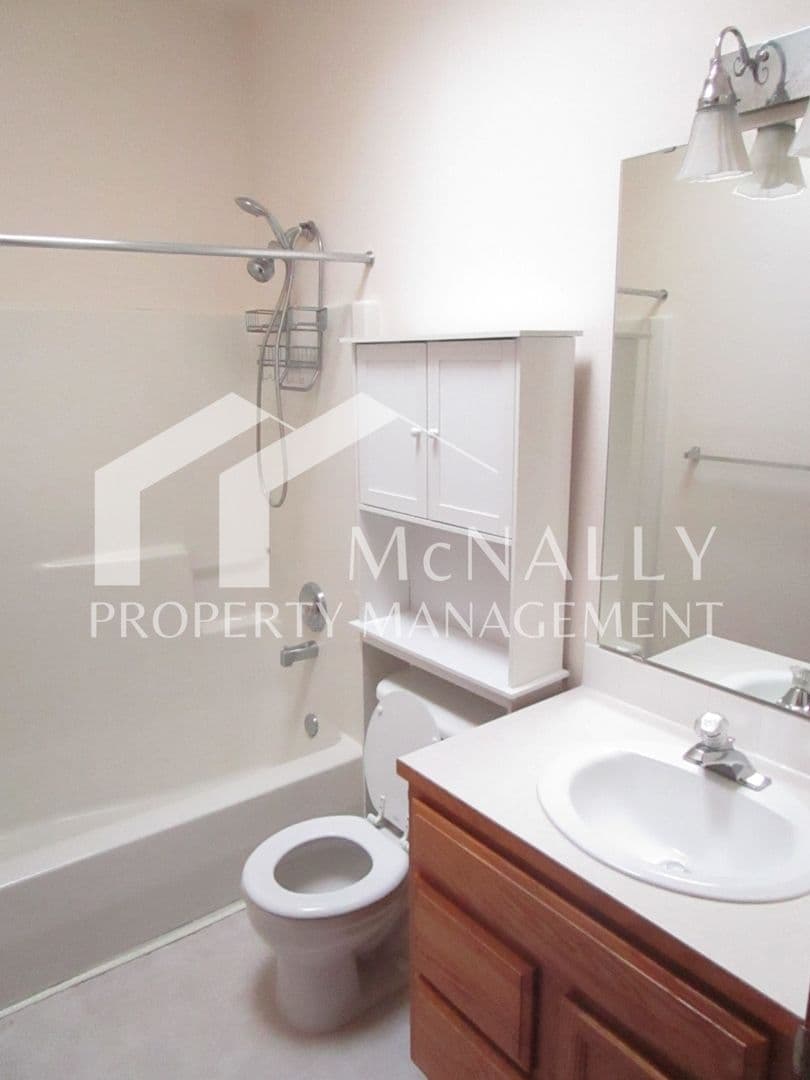 Gig Harbor House: 7504 Sorrell Ct