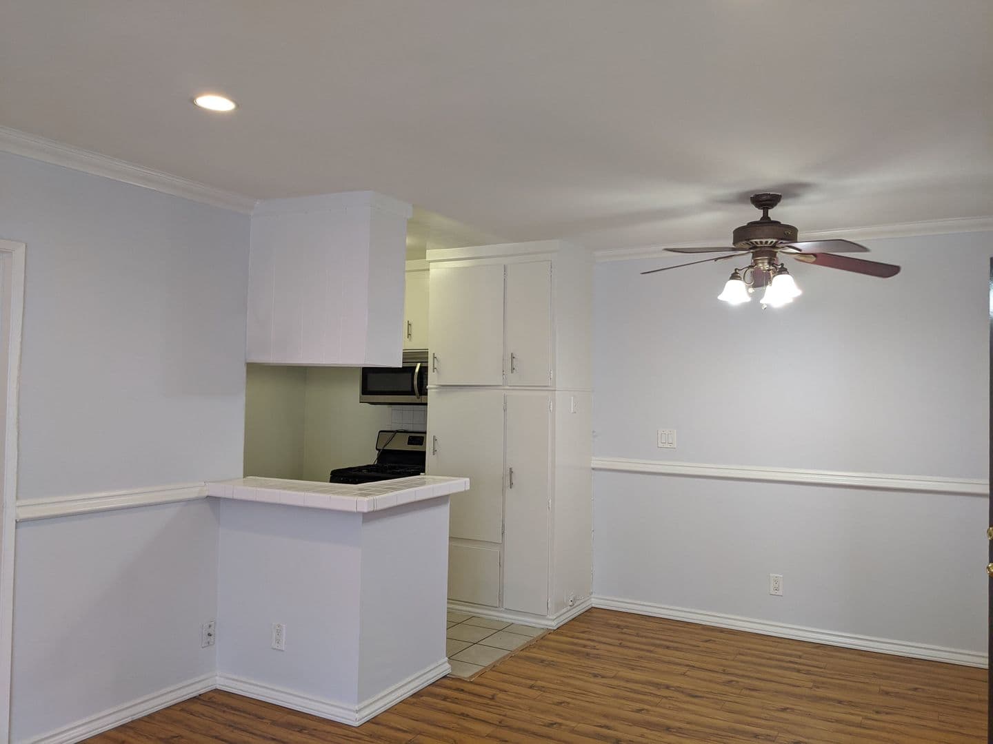 North Hollywood Apartment: 5726 Camellia Ave.
