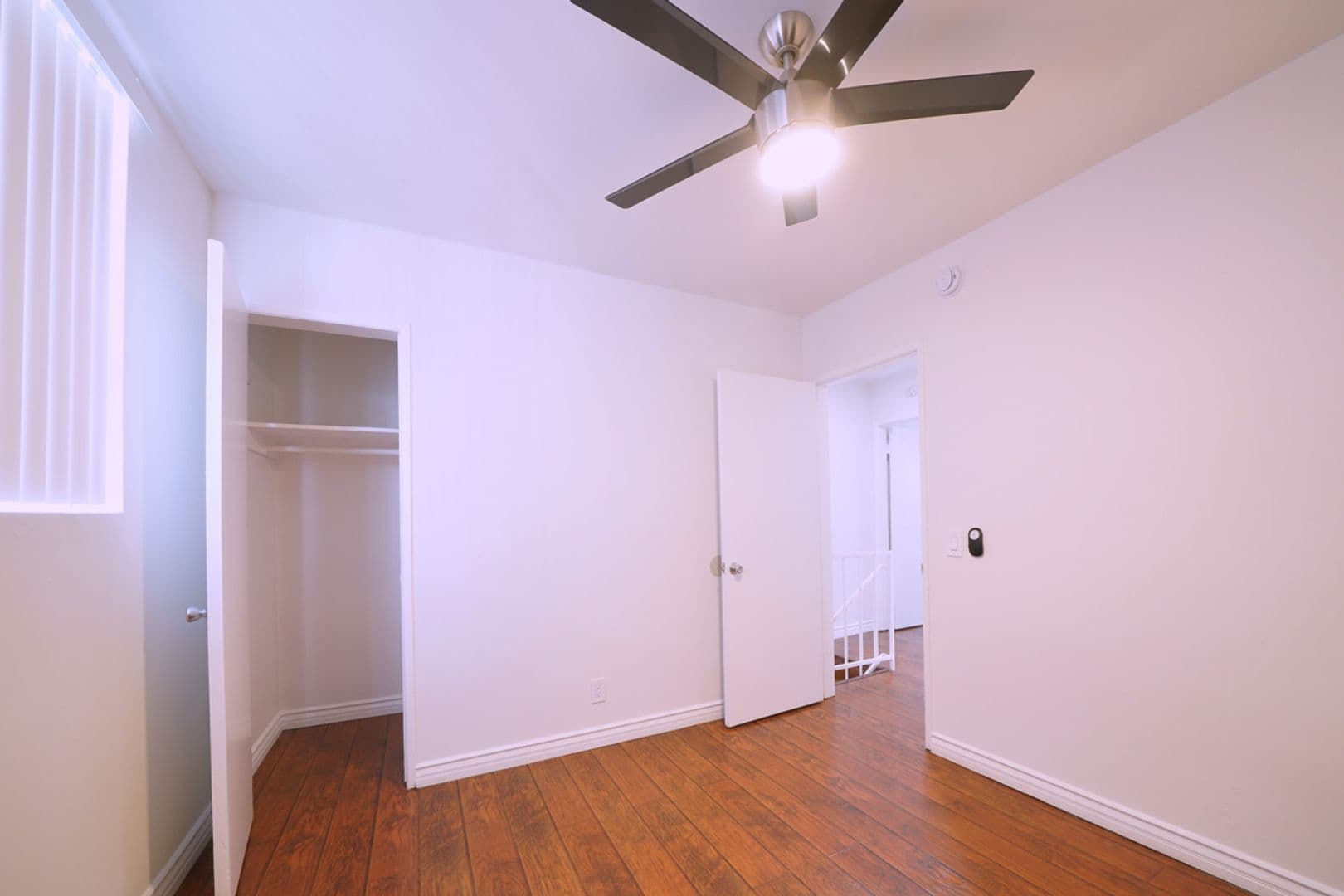 Van Nuys Apartment: 6042/6060 Fulton Ave.