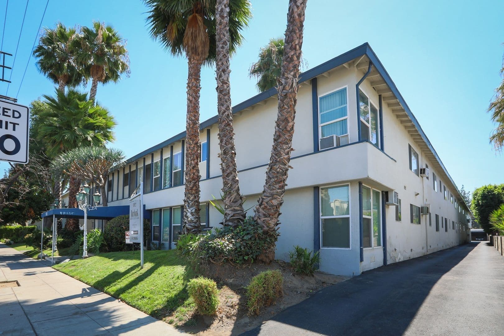 Valley Village Apartment: 11922 Burbank Blvd.