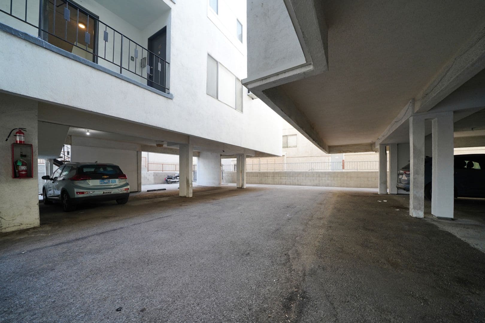 North Hollywood Apartment: 5726 Camellia Ave.
