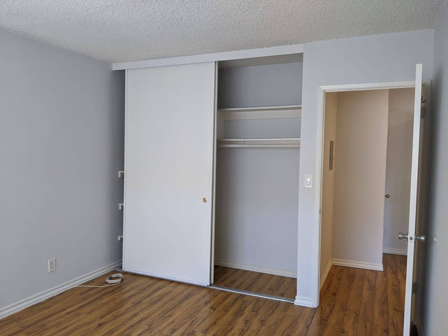 North Hollywood Apartment: 5726 Camellia Ave.