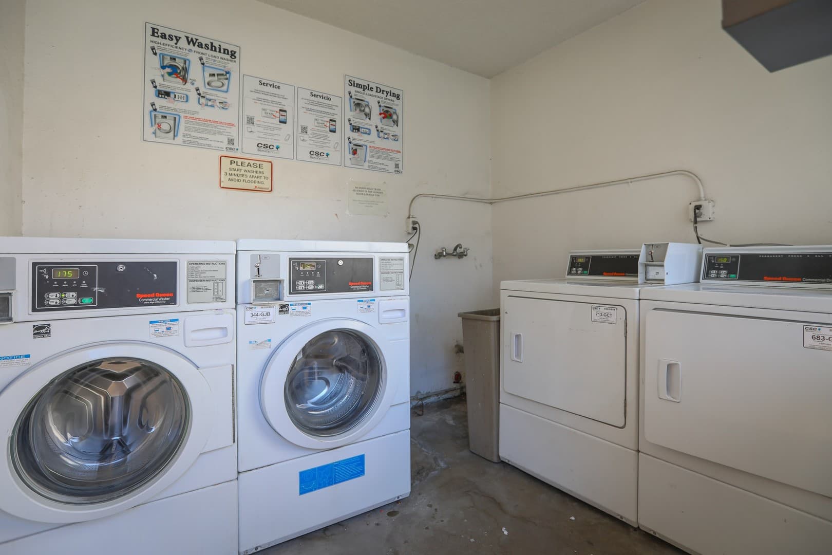 Van Nuys Apartment: 6042/6060 Fulton Ave.