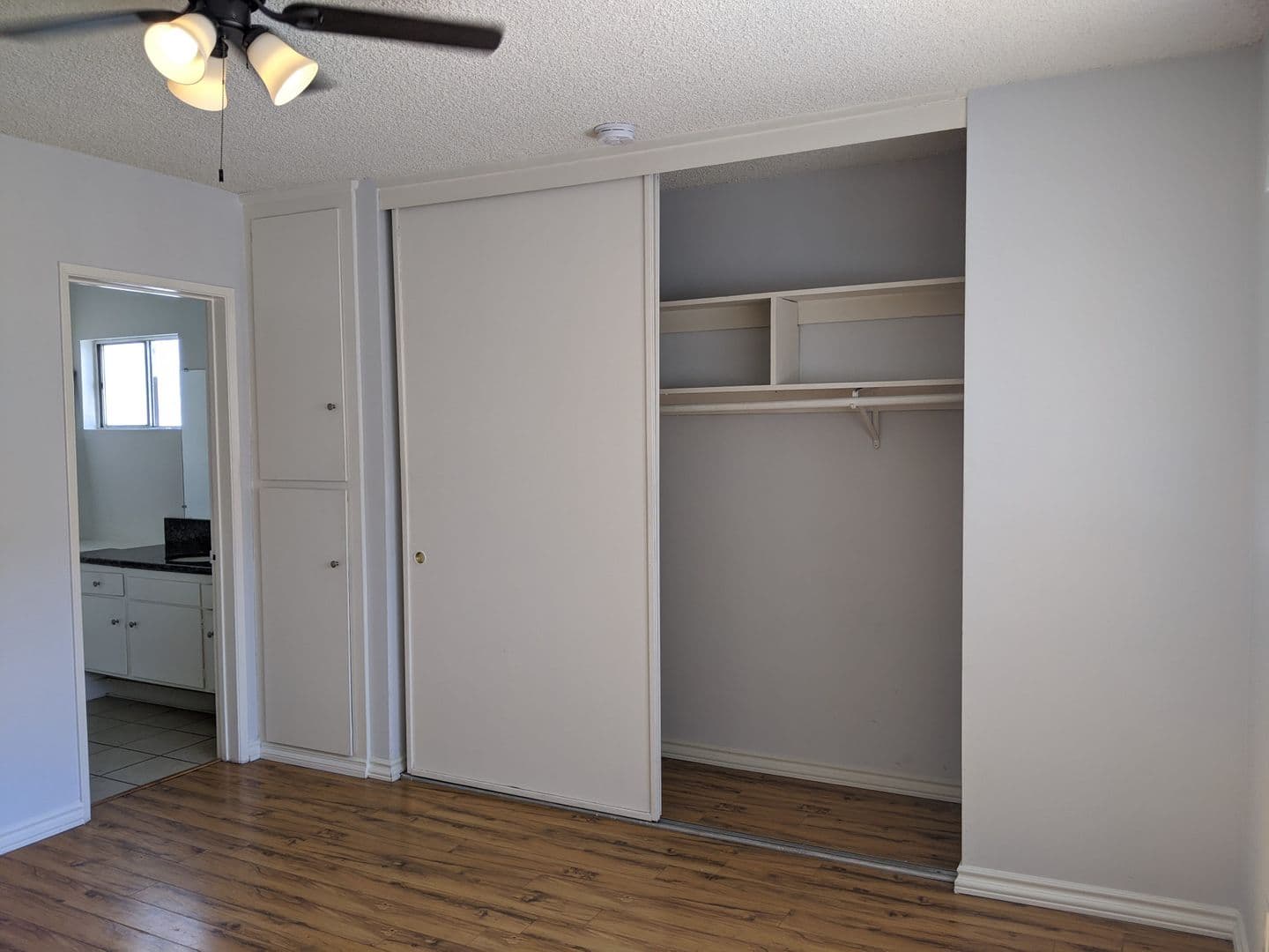 North Hollywood Apartment: 5726 Camellia Ave.