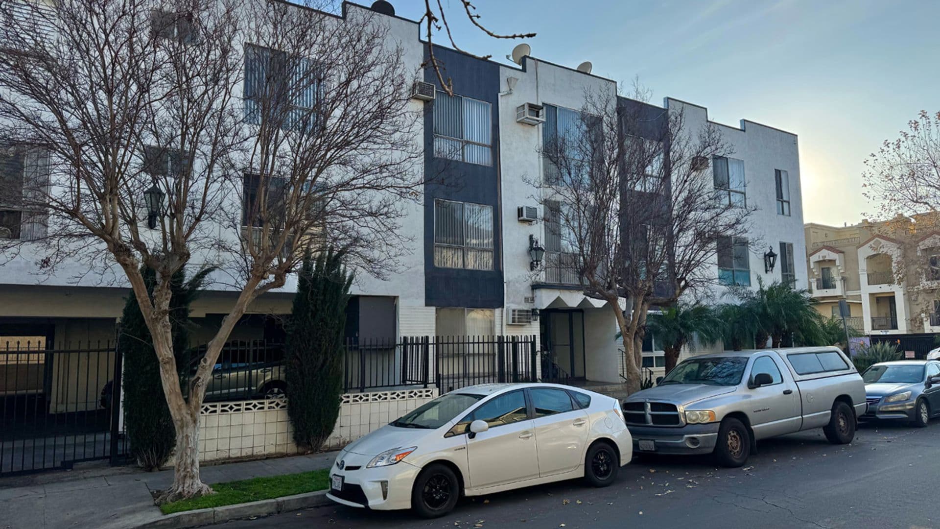 North Hollywood Apartment: 5726 Camellia Ave.