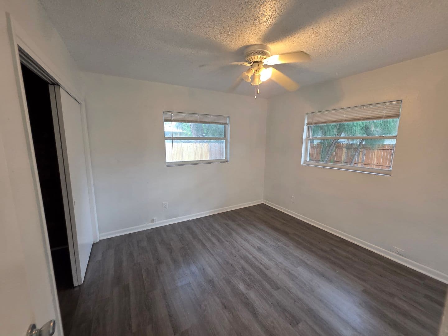Clearwater Apartment: 5401 Russell Ave