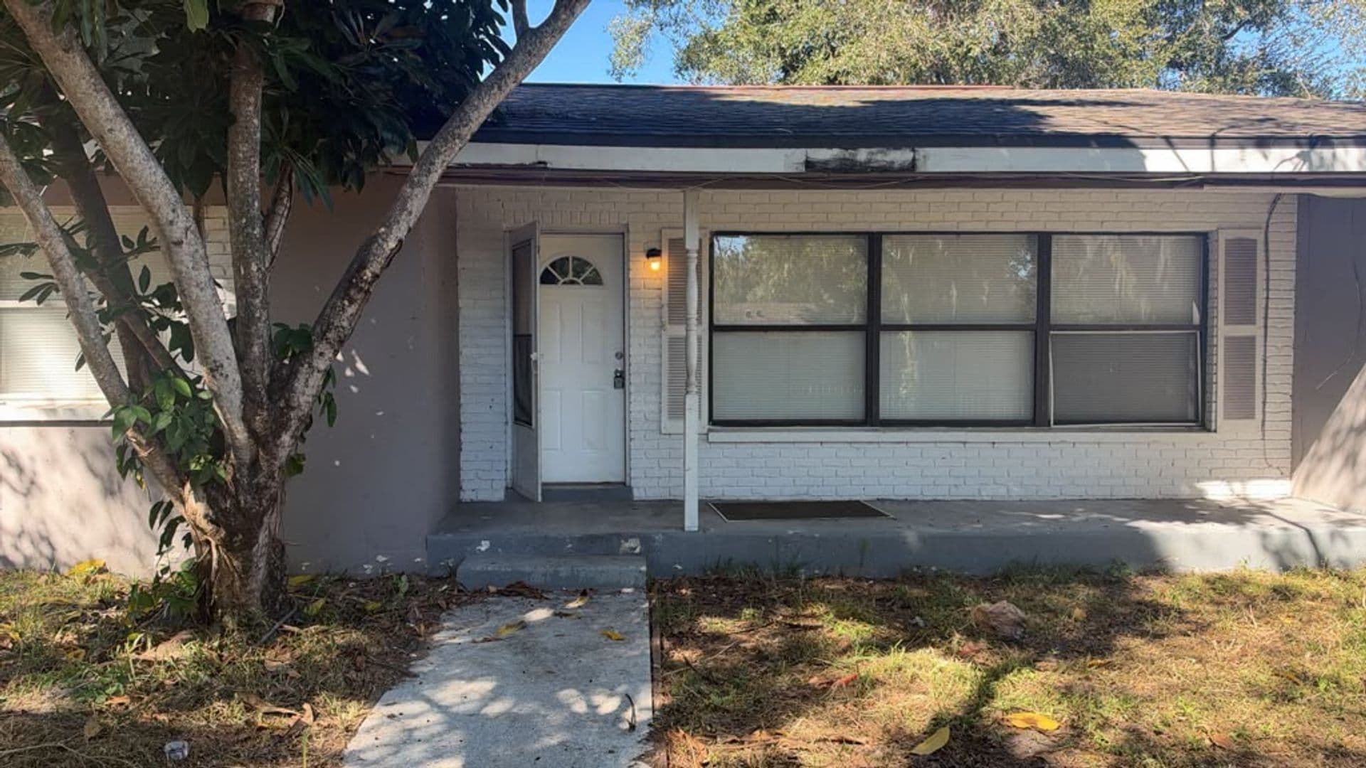 Clearwater Apartment: 5401 Russell Ave