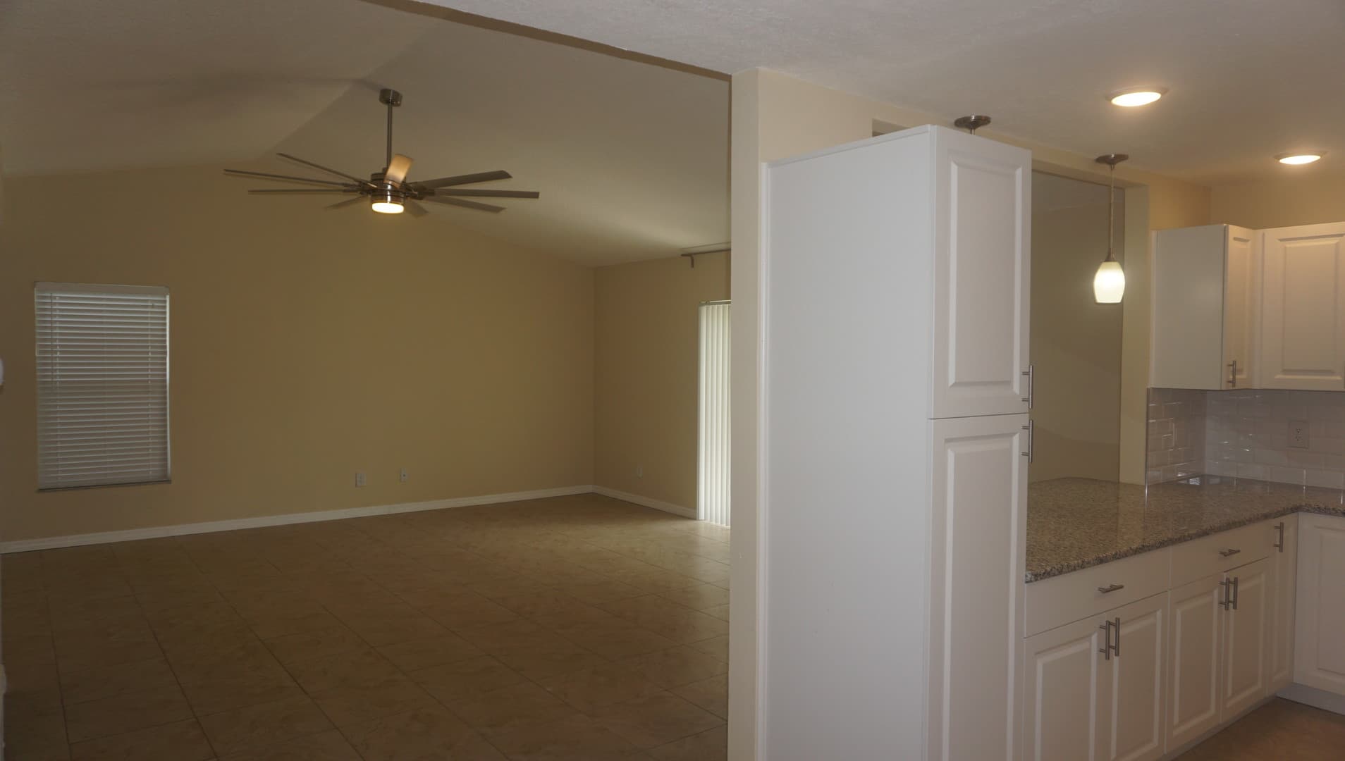 Brandon House: 213 Foxwood Dr