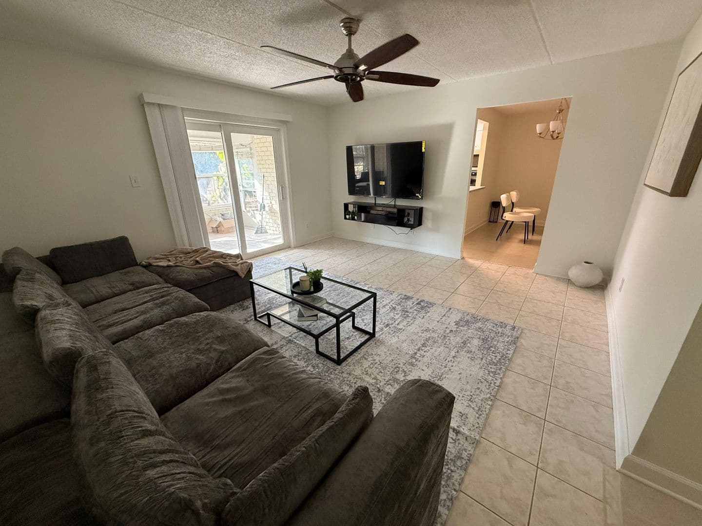 St Petersburg House: 8500 13th St N
