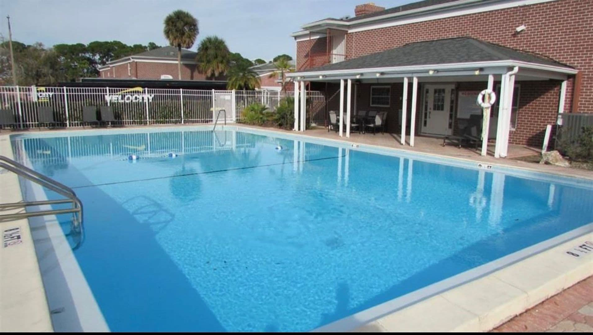 St Petersburg House: 8500 13th St N
