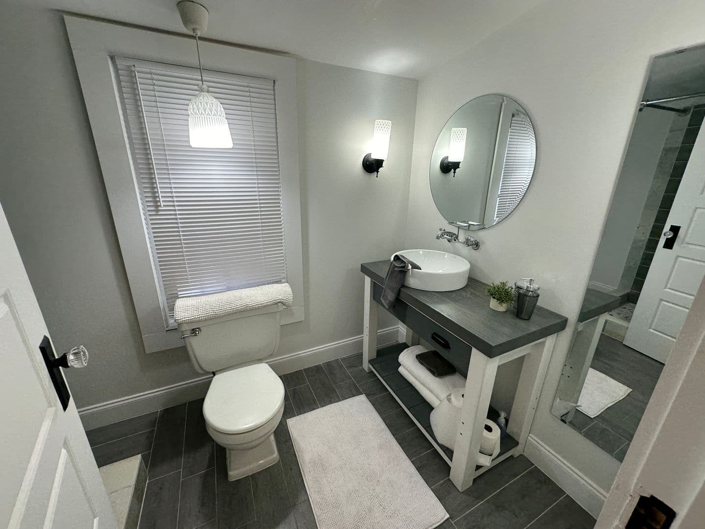 Tampa House: 6506 N Wellington Ave