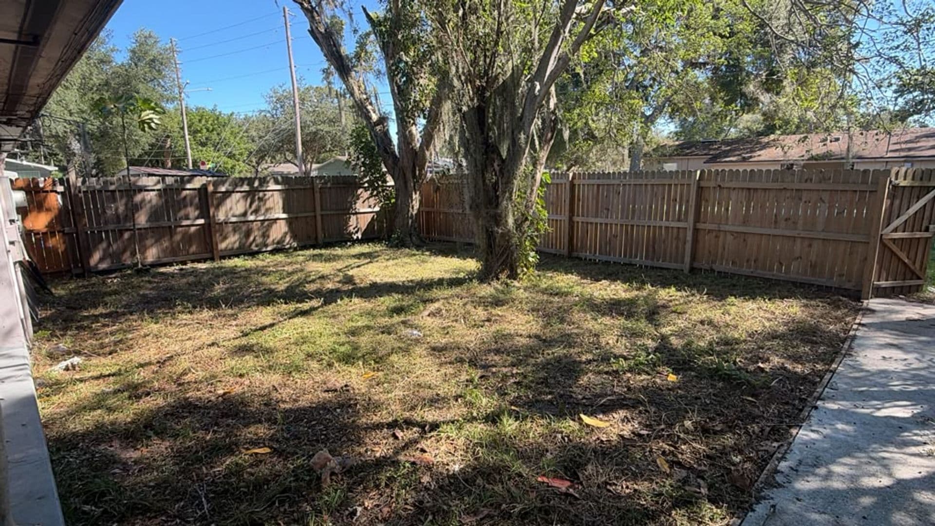 Clearwater Apartment: 5401 Russell Ave